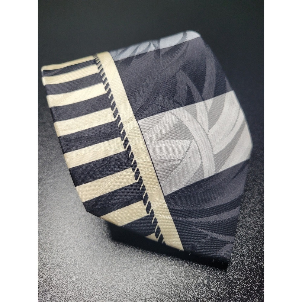 Gianni Versace Men's Necktie Black Striped Silk 3.75" x 58" Excellent